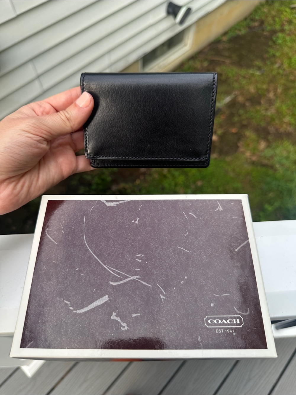 COACH Vintage Black Slimfold Credit Card Wallet Water Buffalo Leather Box NIB - Picture 15 of 16